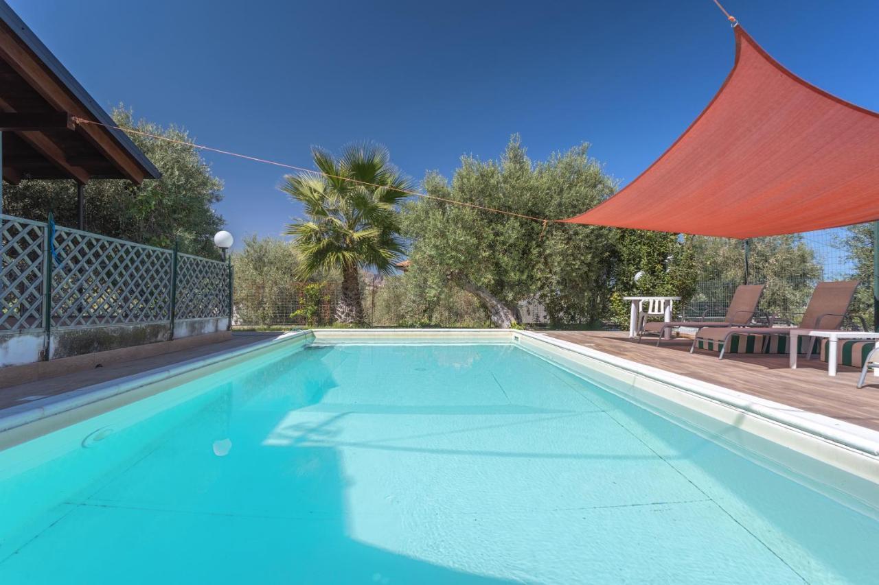 Villa Mendolia Ai Caracoli Termini Imerese Exterior foto