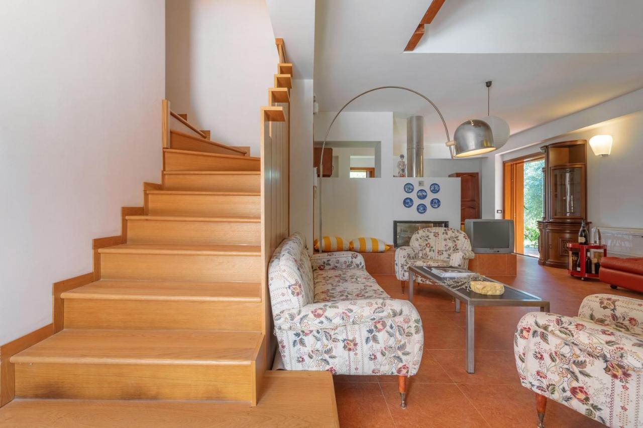 Villa Mendolia Ai Caracoli Termini Imerese Exterior foto